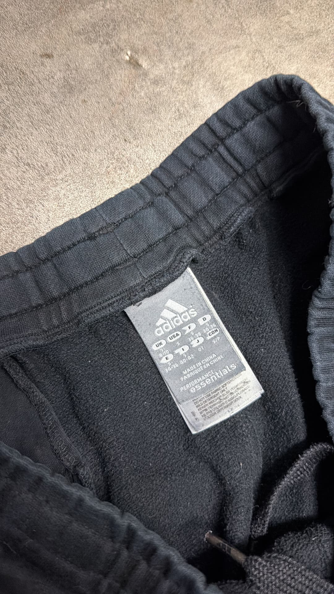 Adidas PE Jogger Black/Pink — 4