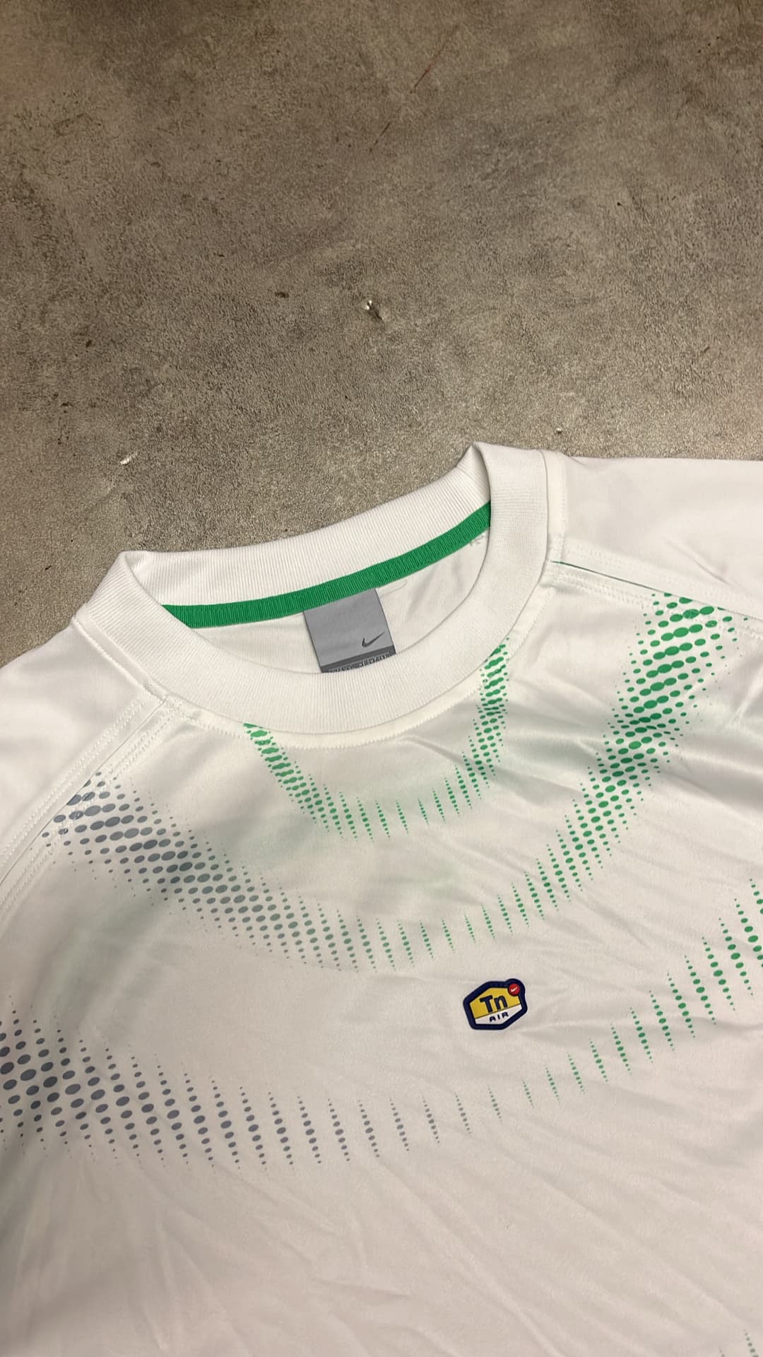 Nike TN-Tshirt Halftone-Flow — 3