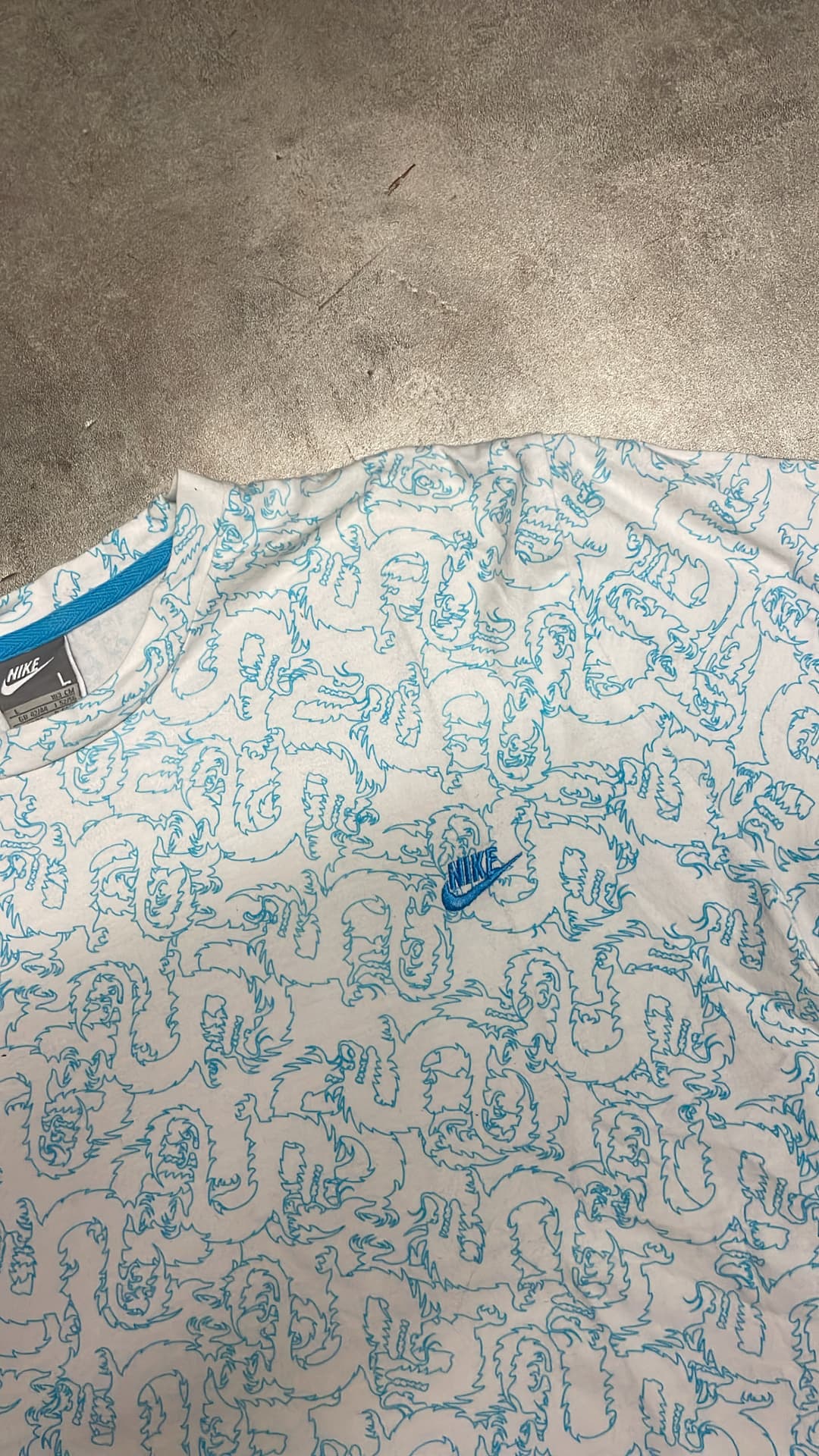 Nike TN-Tshirt Graphic-Dragon — 3
