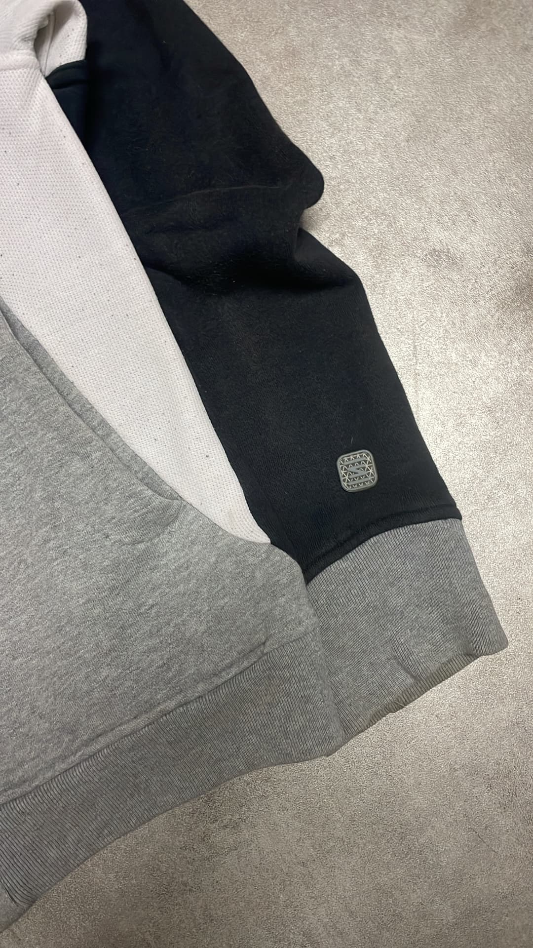 Nike Shox Zip-Up Black/Grey — 3