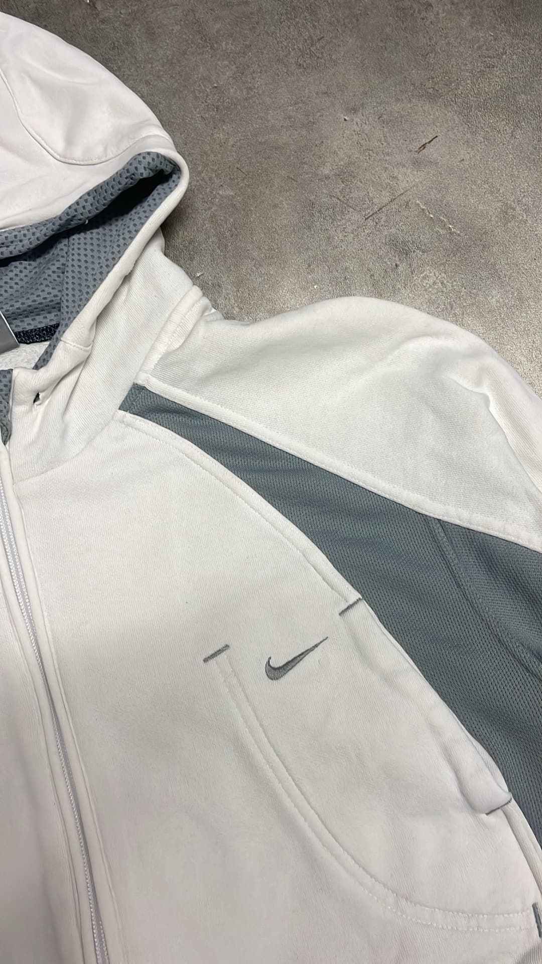 Nike Shox Zip-Up White — 4