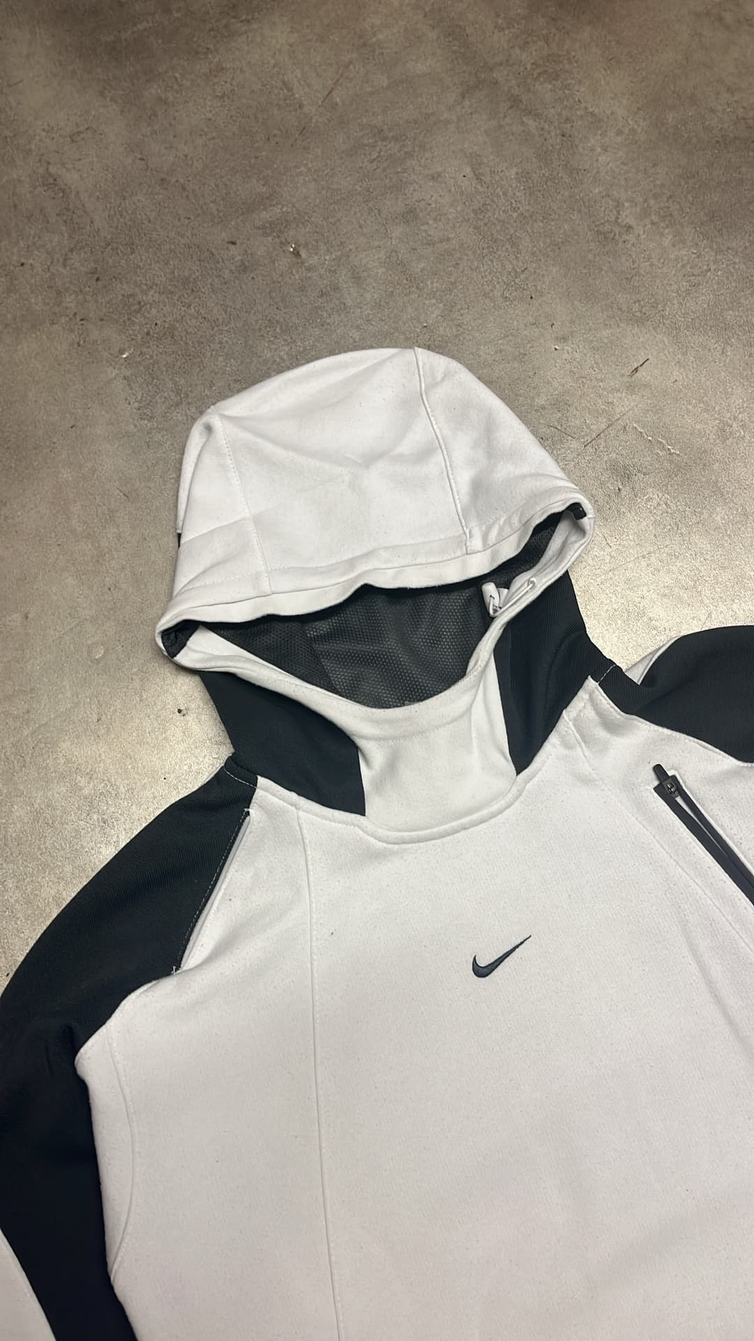 Nike Shox Hoodie White — 3