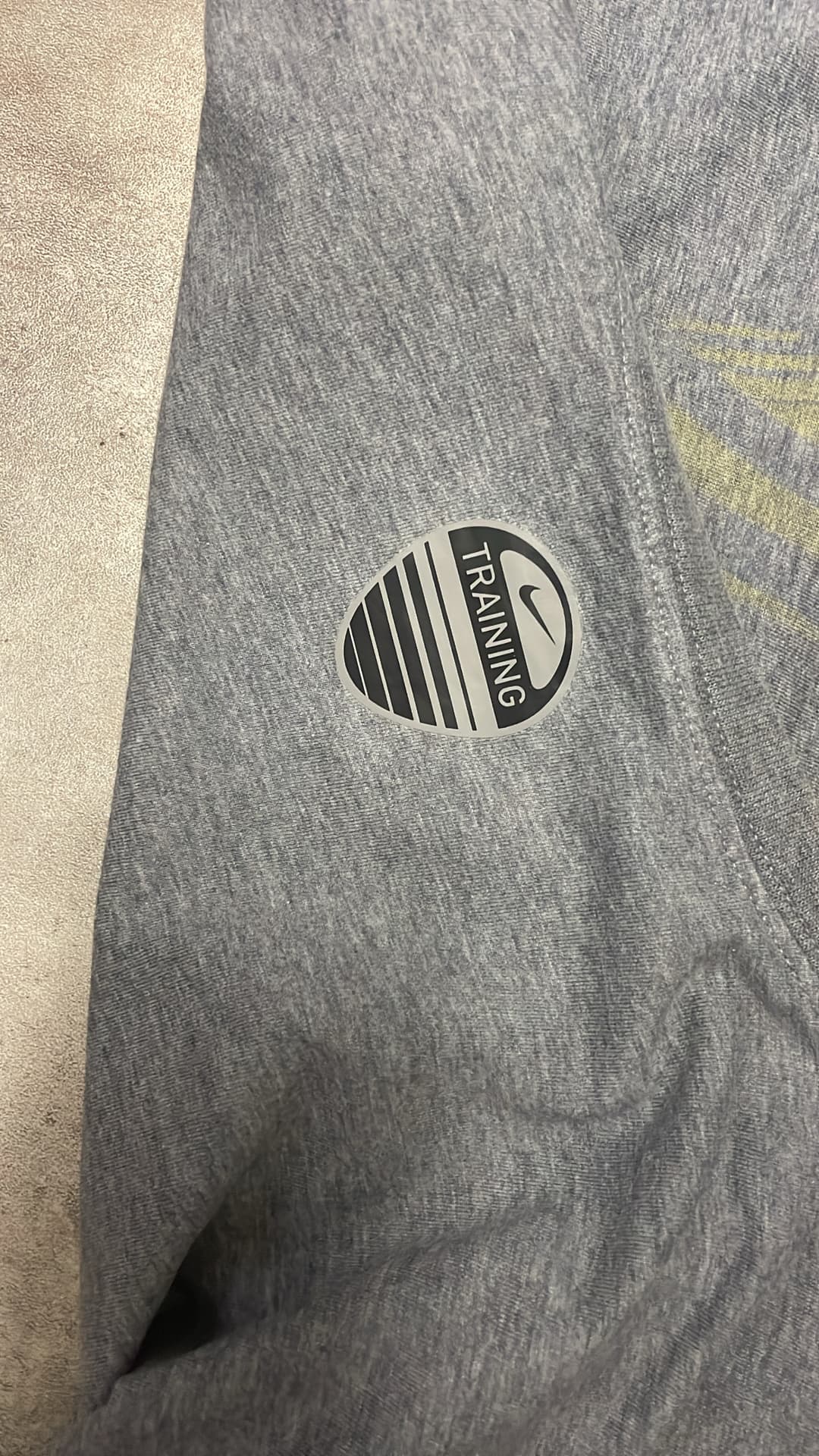 Nike Training t-shirt Grey/Yellow — 5