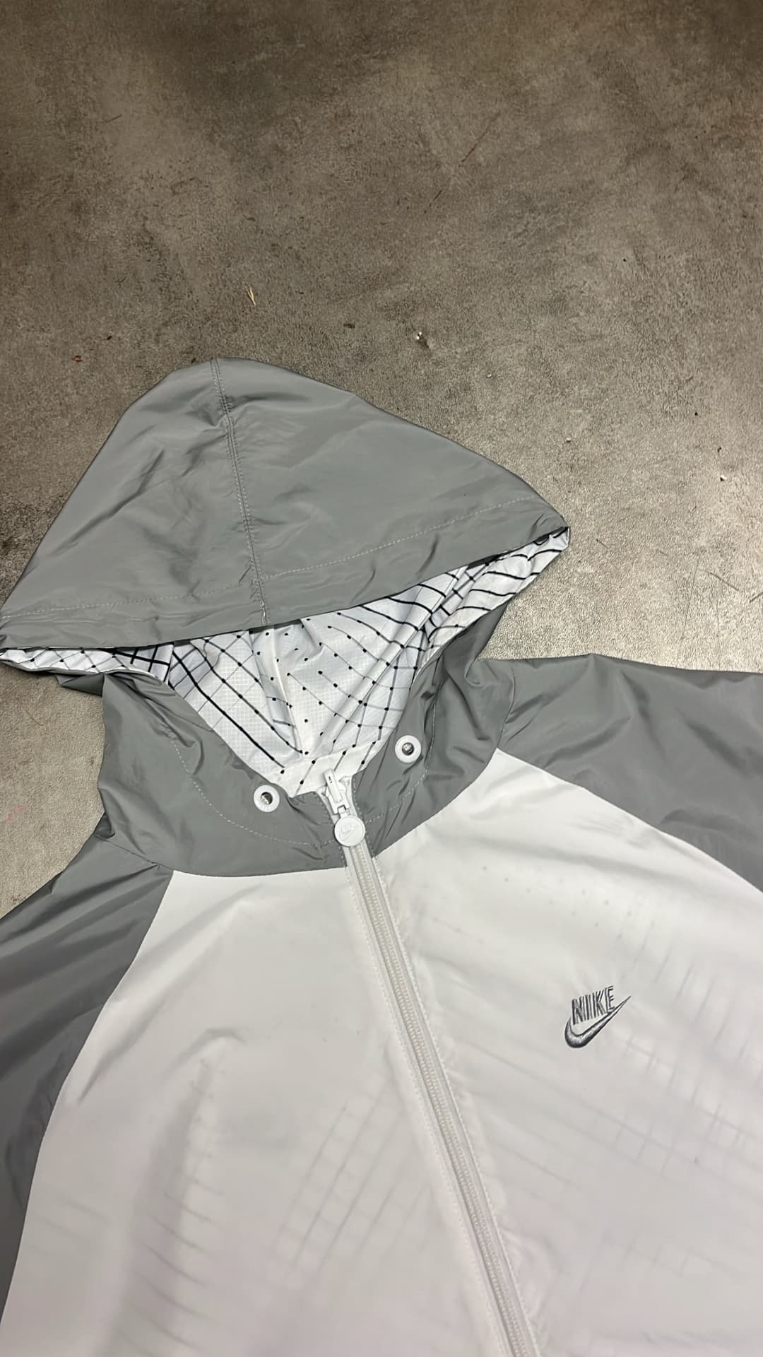 Nike Tn Windbreaker White/Grey — 3