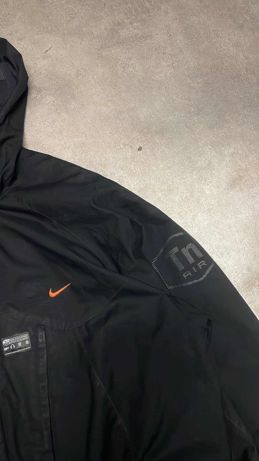 Nike Tn Windbreaker Black — 3