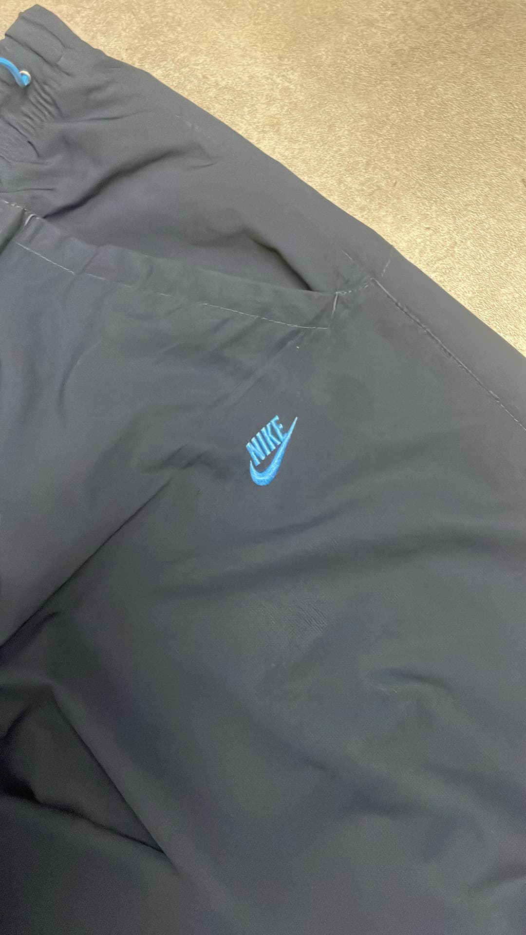 Nike Air Trackpants Navy — 4