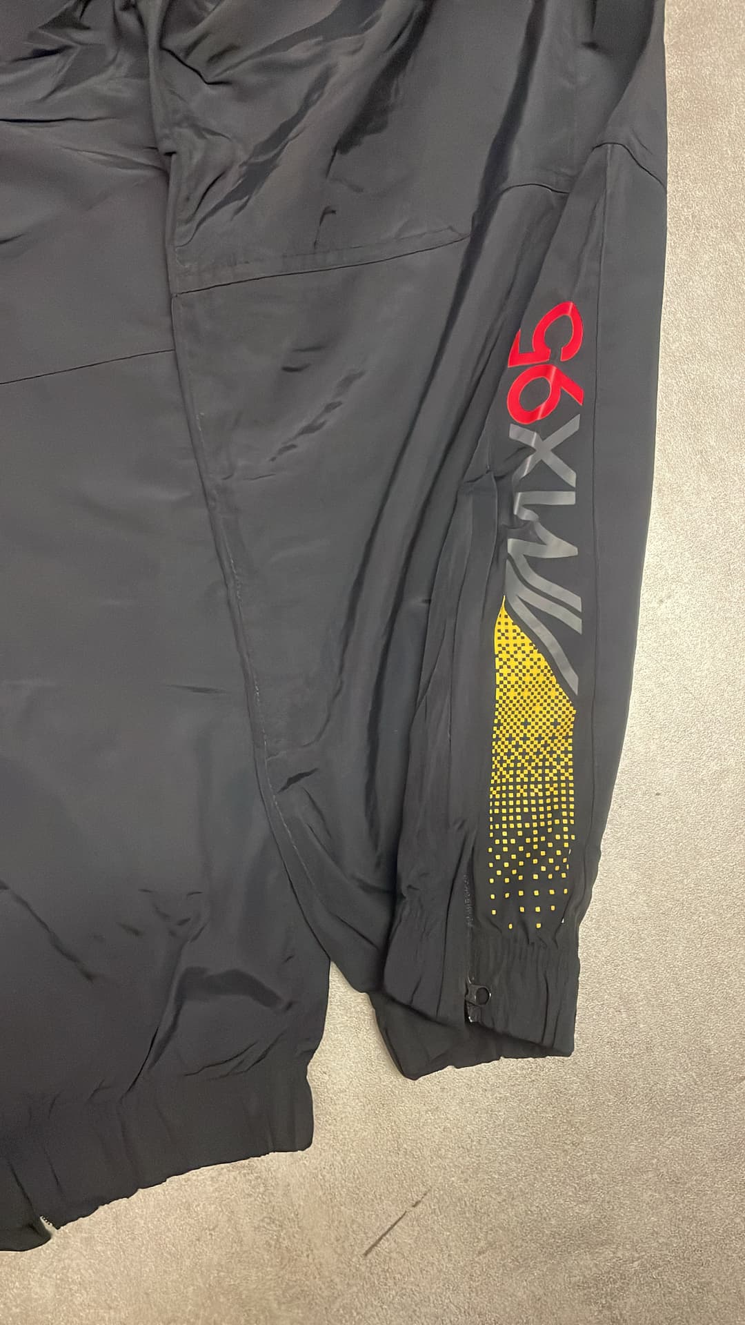 Nike Airmax 95 Trackpants Black — 4