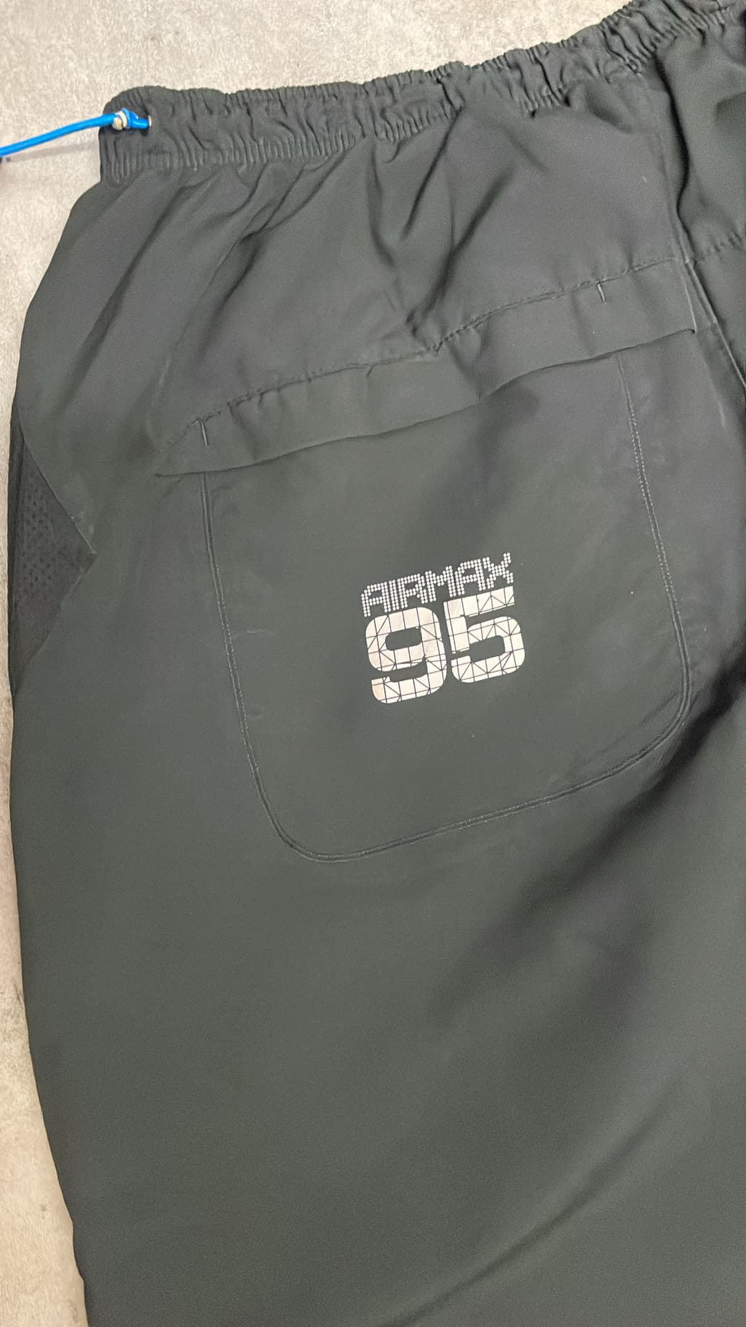 Nike Airmax 95 Trackpants Grey — 4