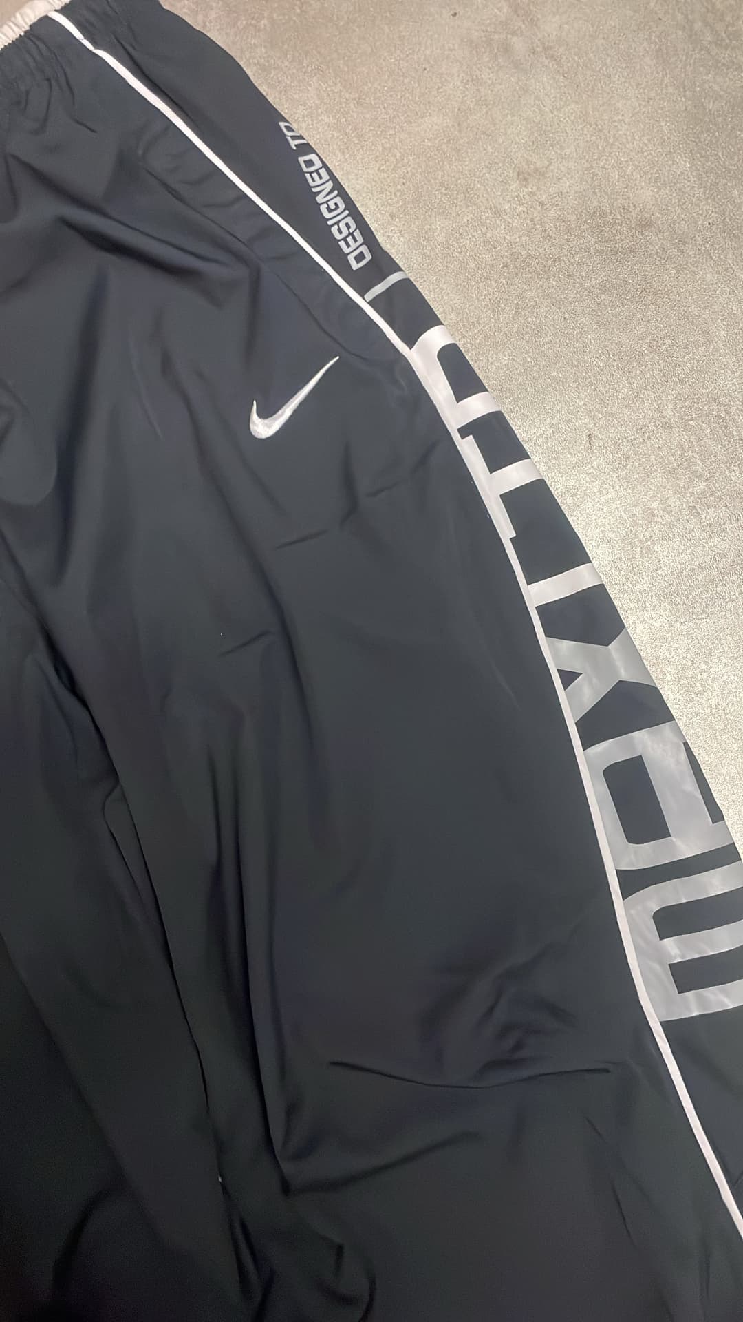 Nike Airmax Trackpants Black — 3