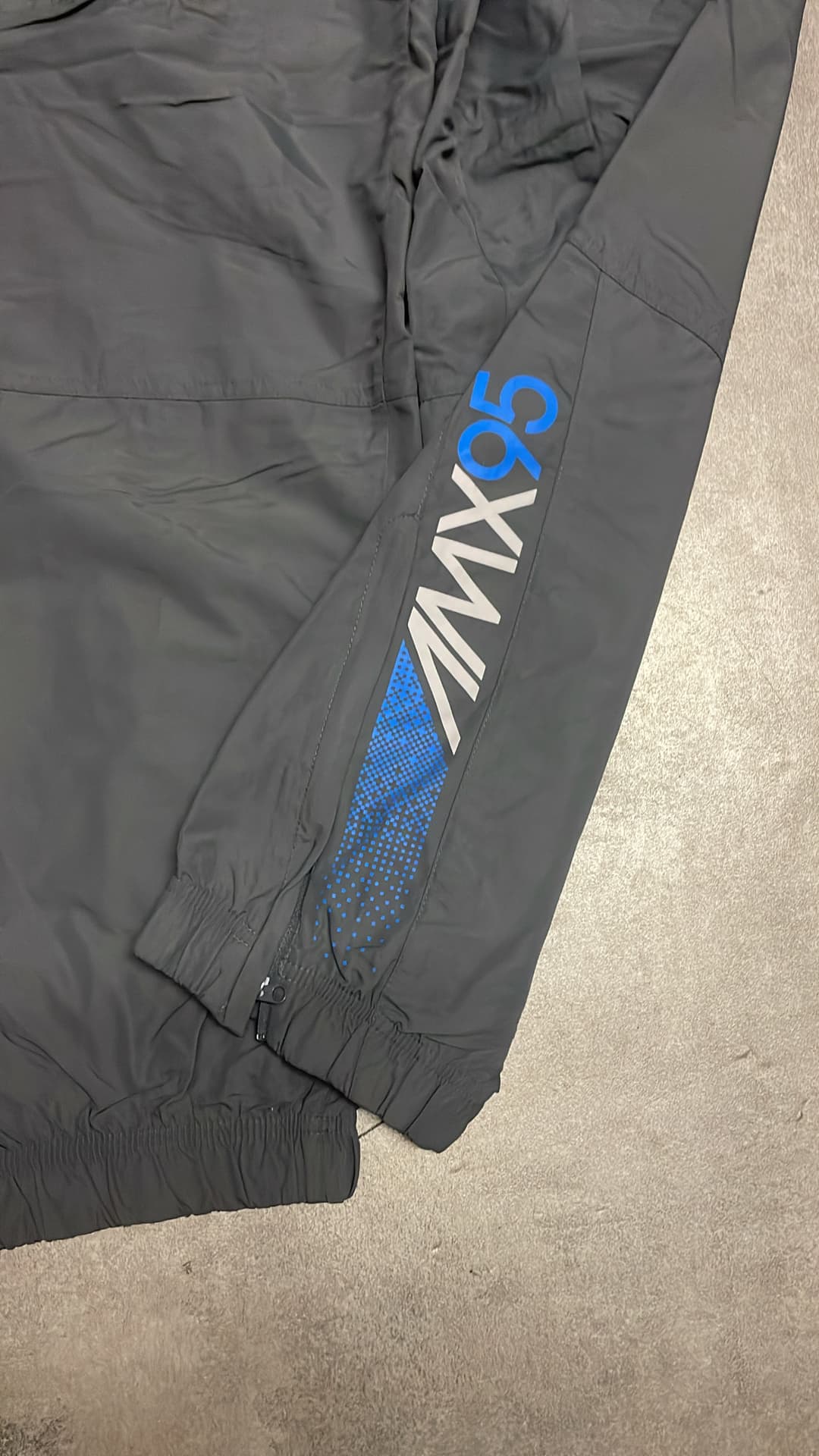 Nike Airmax 95 Trackpants Grey — 3