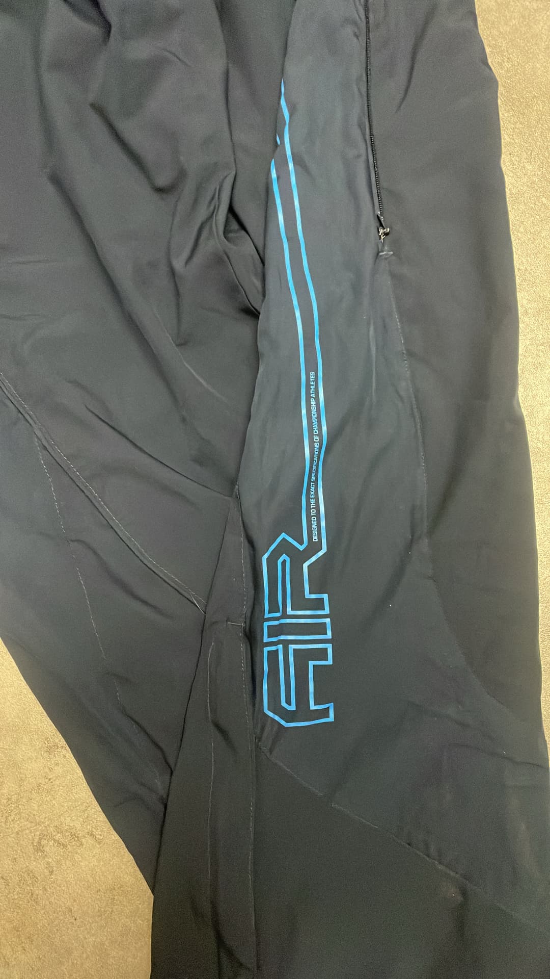 Nike Air Trackpants Navy — 3