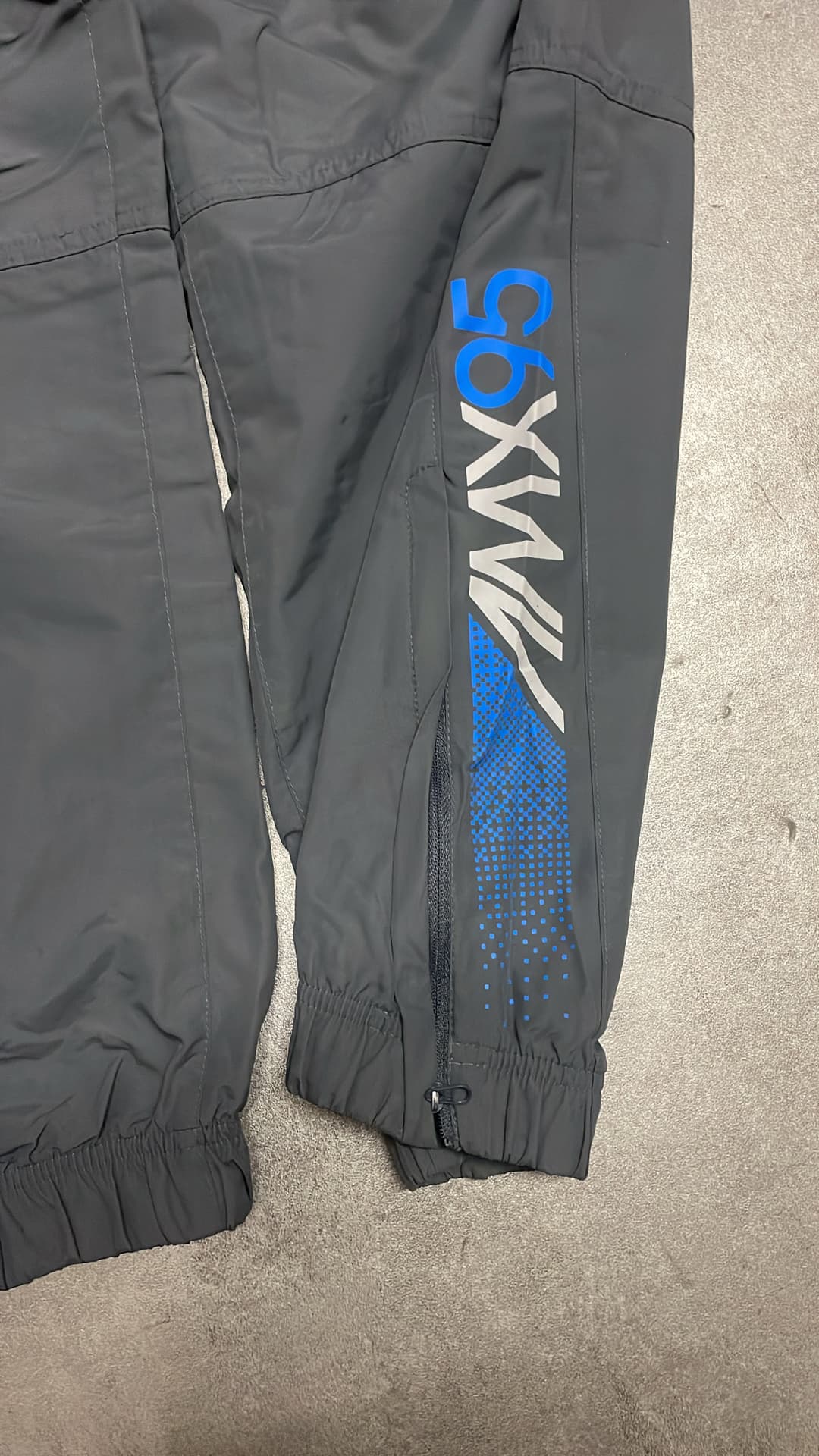 Nike Airmax 95 Trackpants Grey — 3