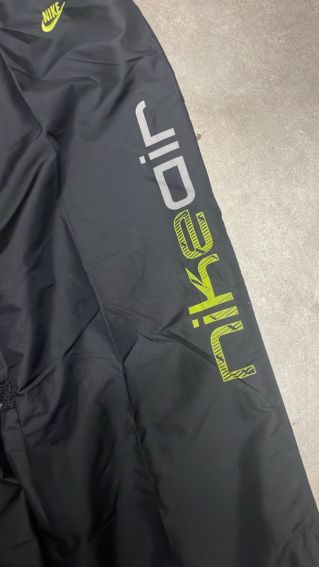 Nike Air Trackpants Black — 3