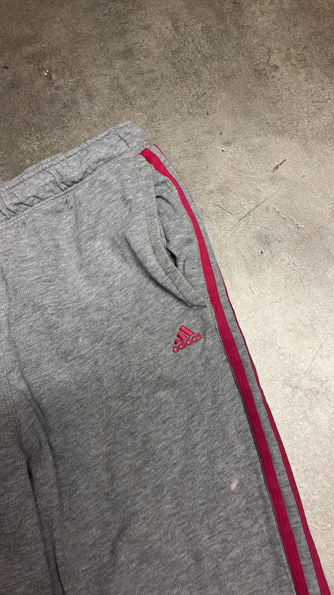 Adidas PE Jogger Grey/Pink — 3