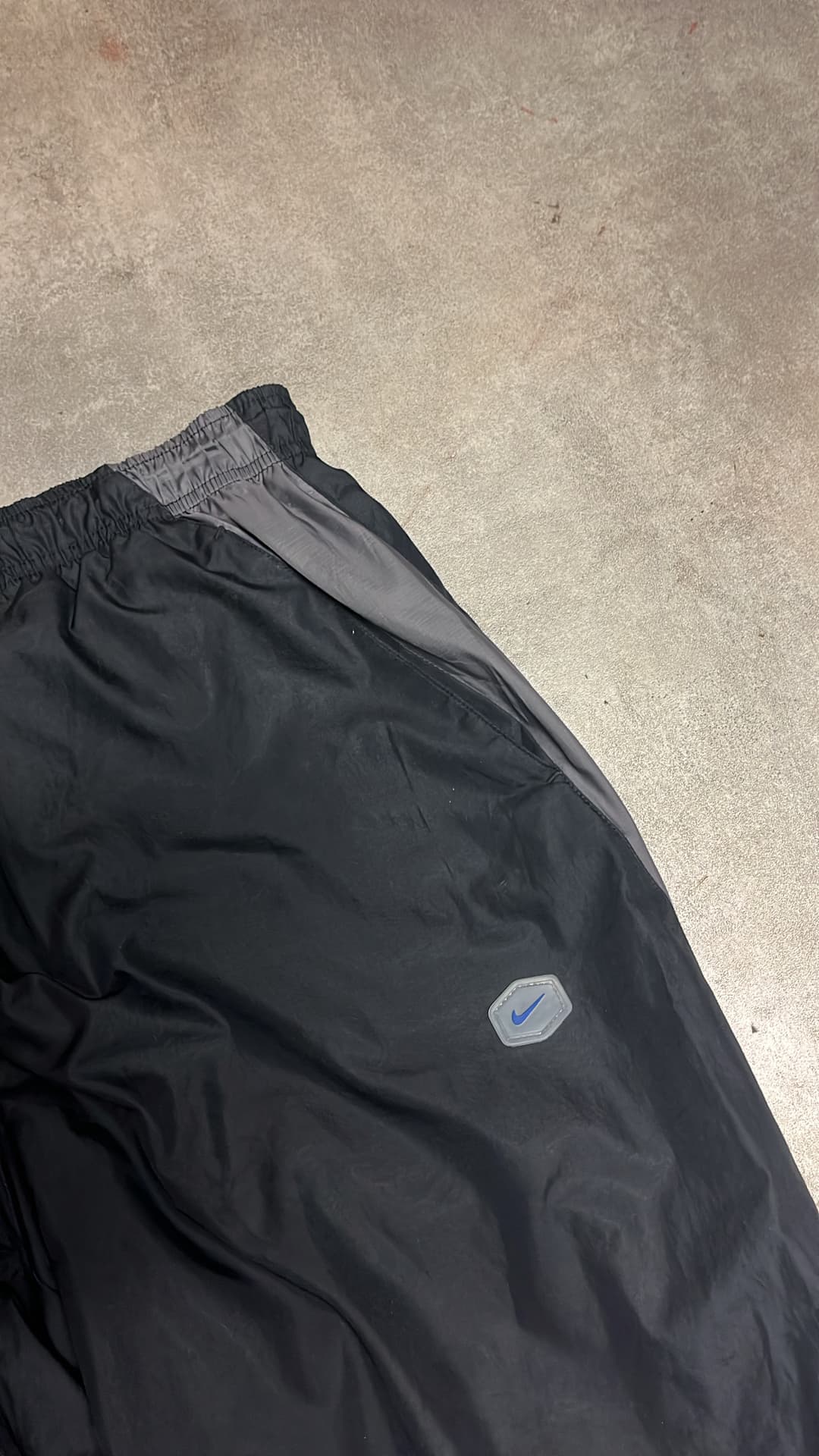 Nike Hex Trackpants Brown — 3
