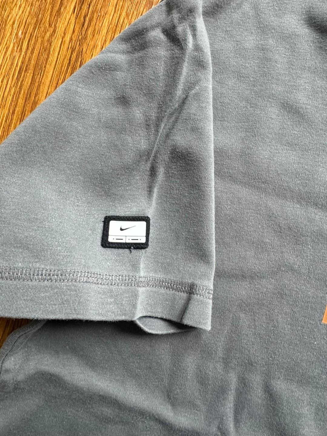 Nike M-C T-Shirt Grey — 3