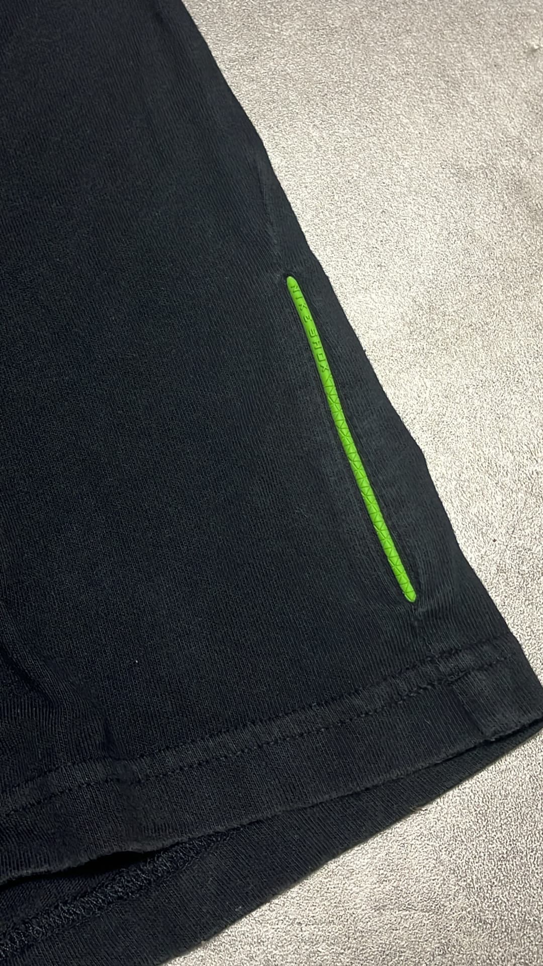 Nike Shox T-Shirt Black/Neon-Green — 3