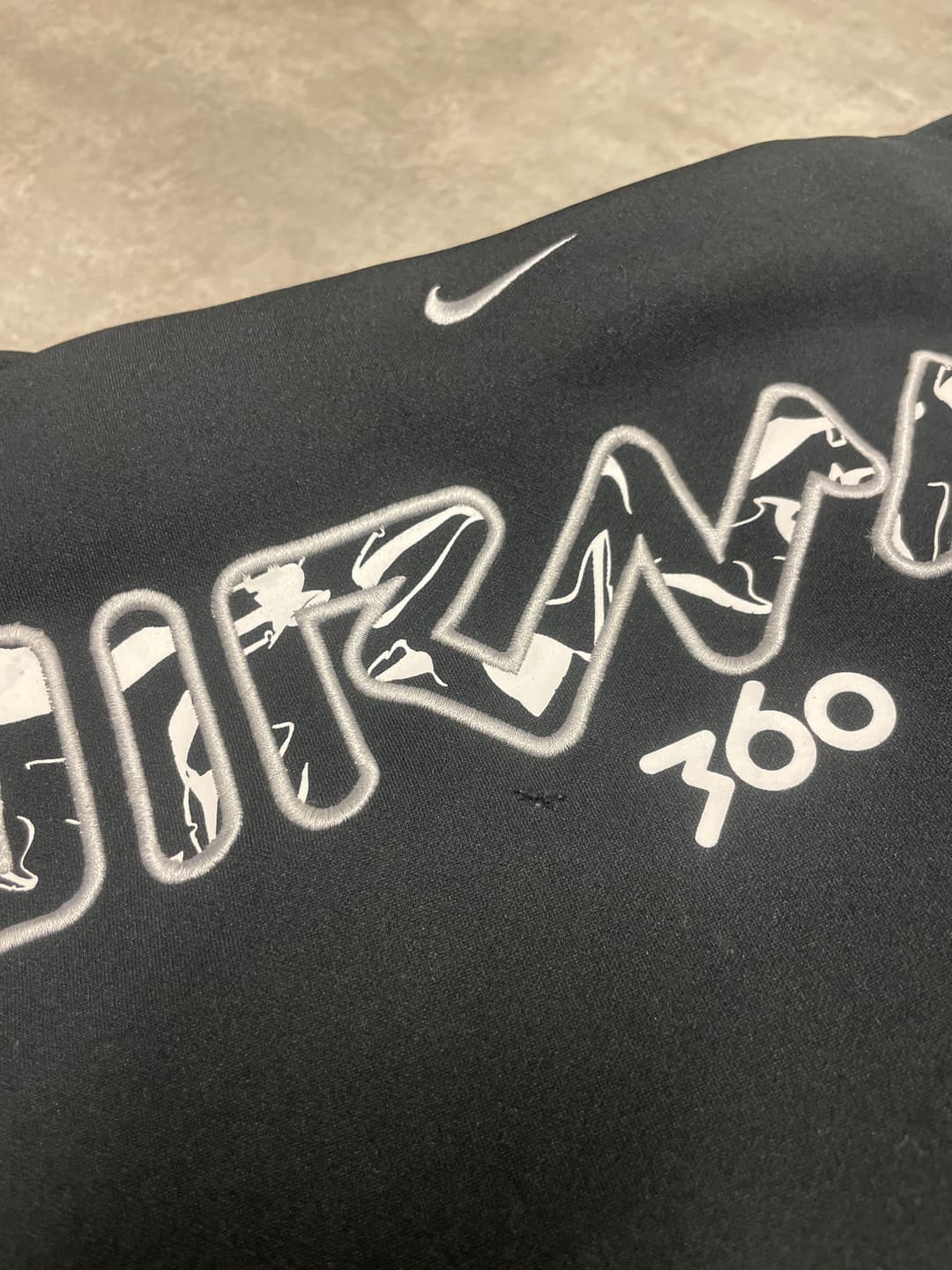 Nike Airmax 360 Hoodie Black/White — 7