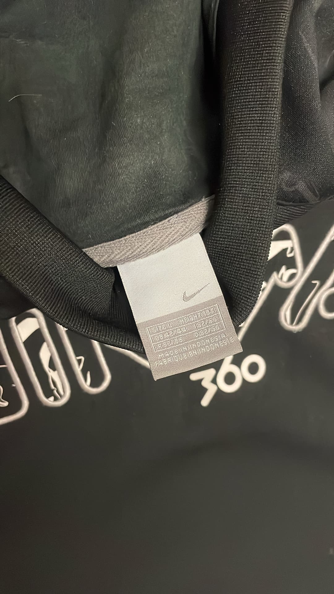Nike Airmax 360 Hoodie Black/White — 4