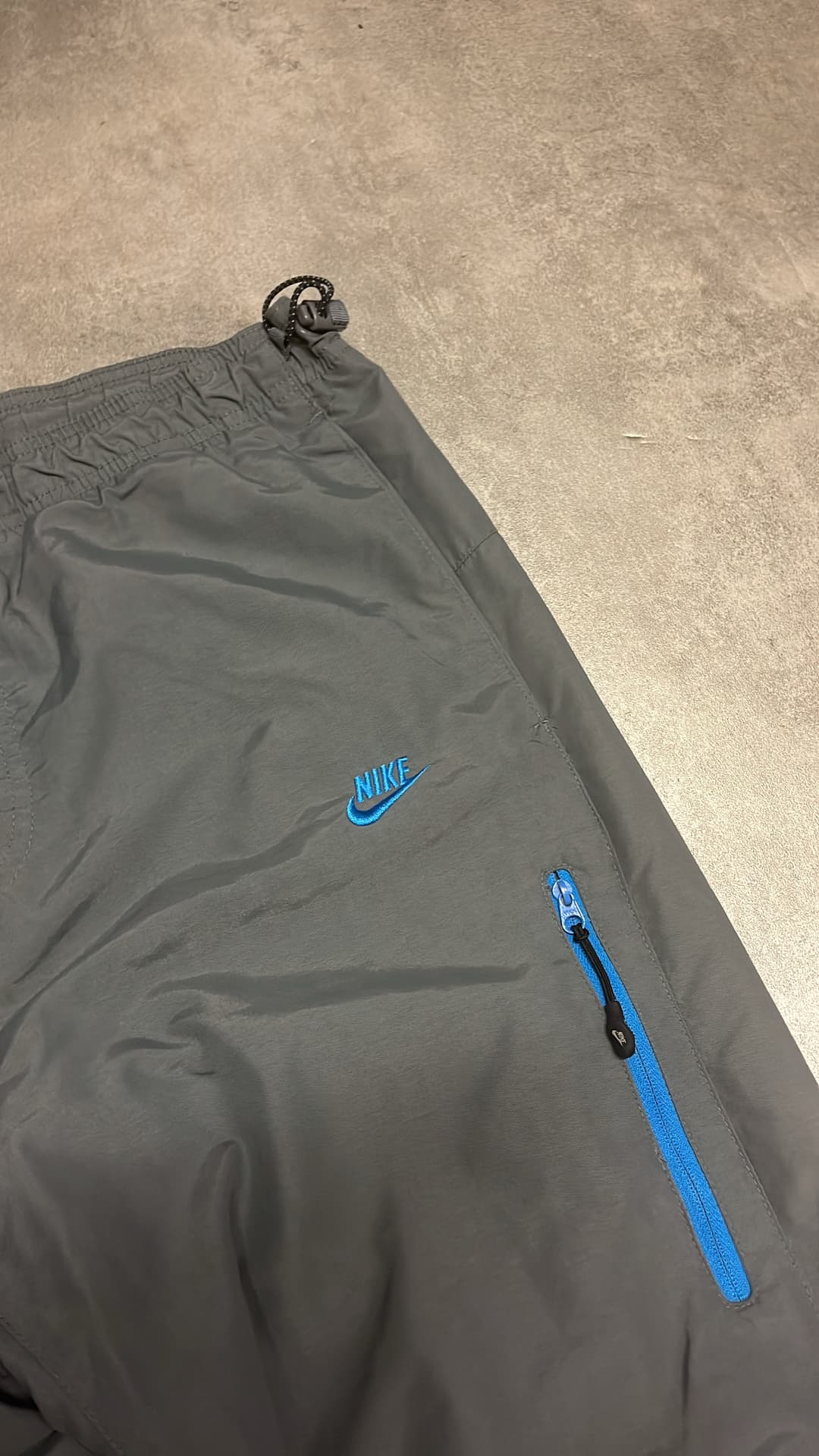 Nike Airmax 95 Trackpants Grey — 4