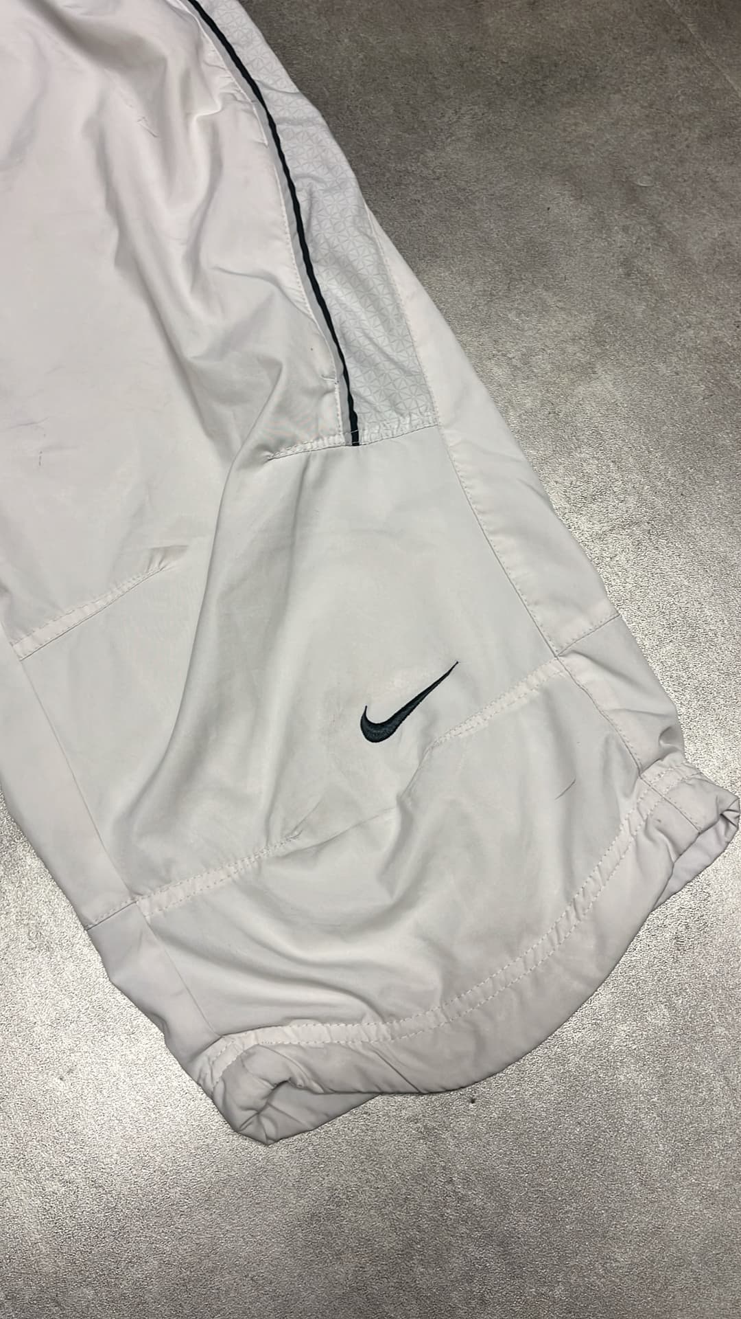 Nike Airmax 87 Shorts White — 3