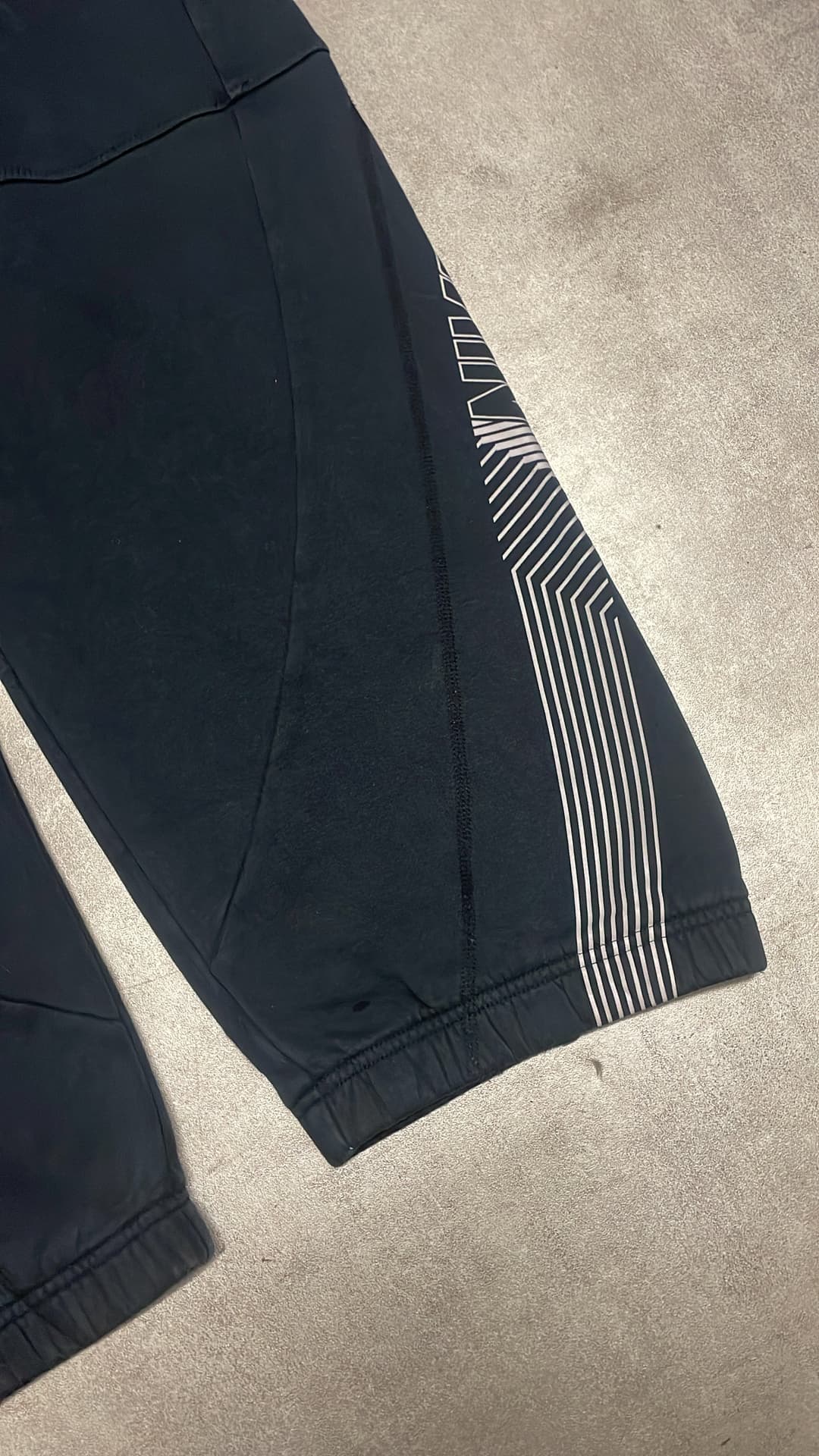 Nike Air Jogger Black/Red — 3