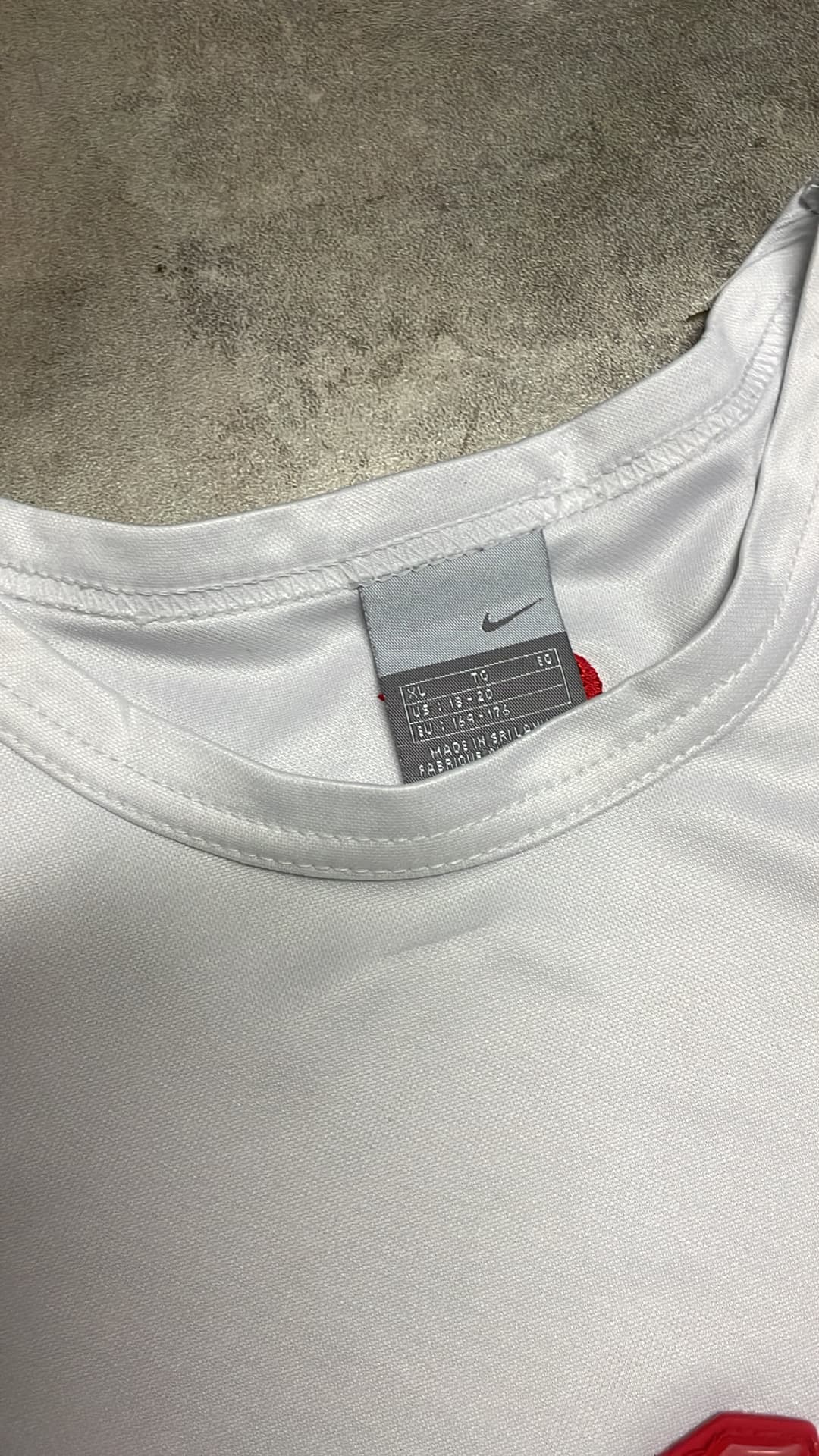 Nike Hex T-Shirt White/Red — 4