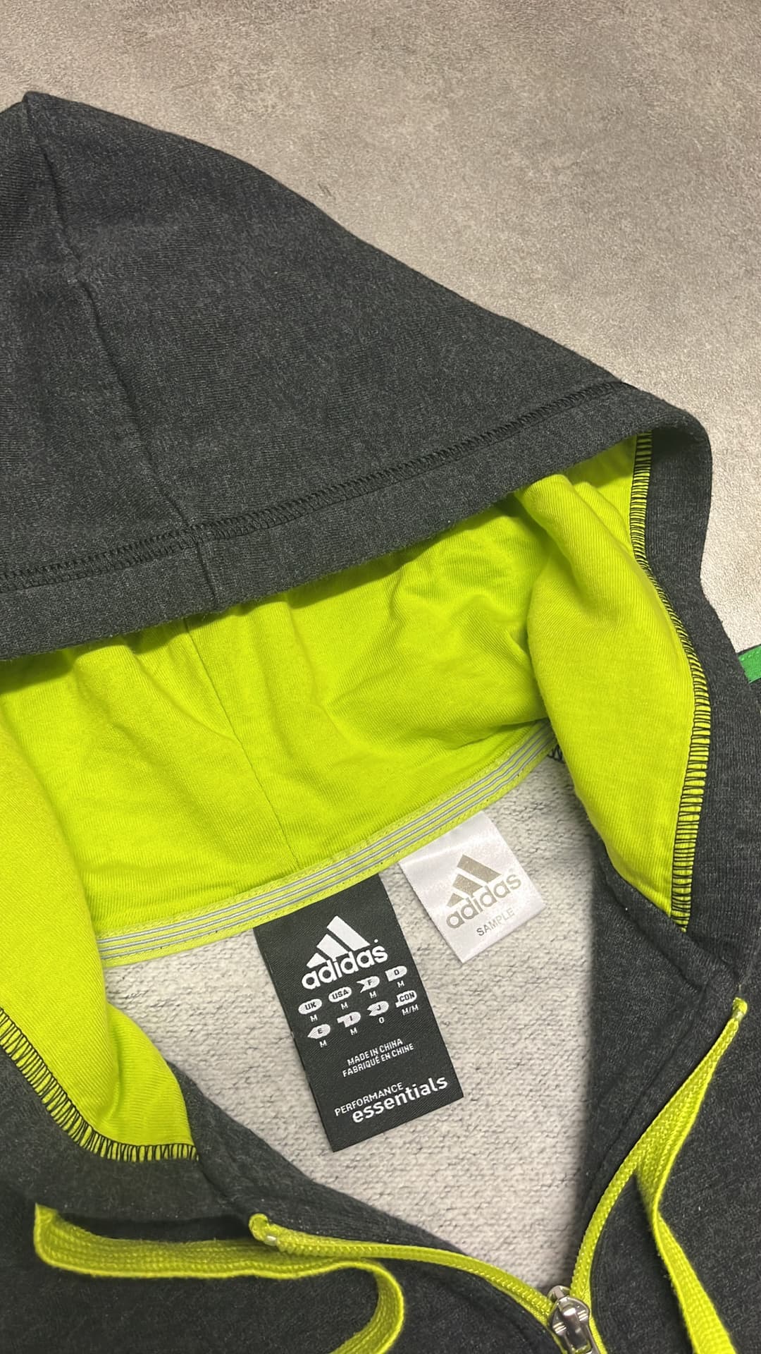 Adidas Essentials Hoodie Grey — 5