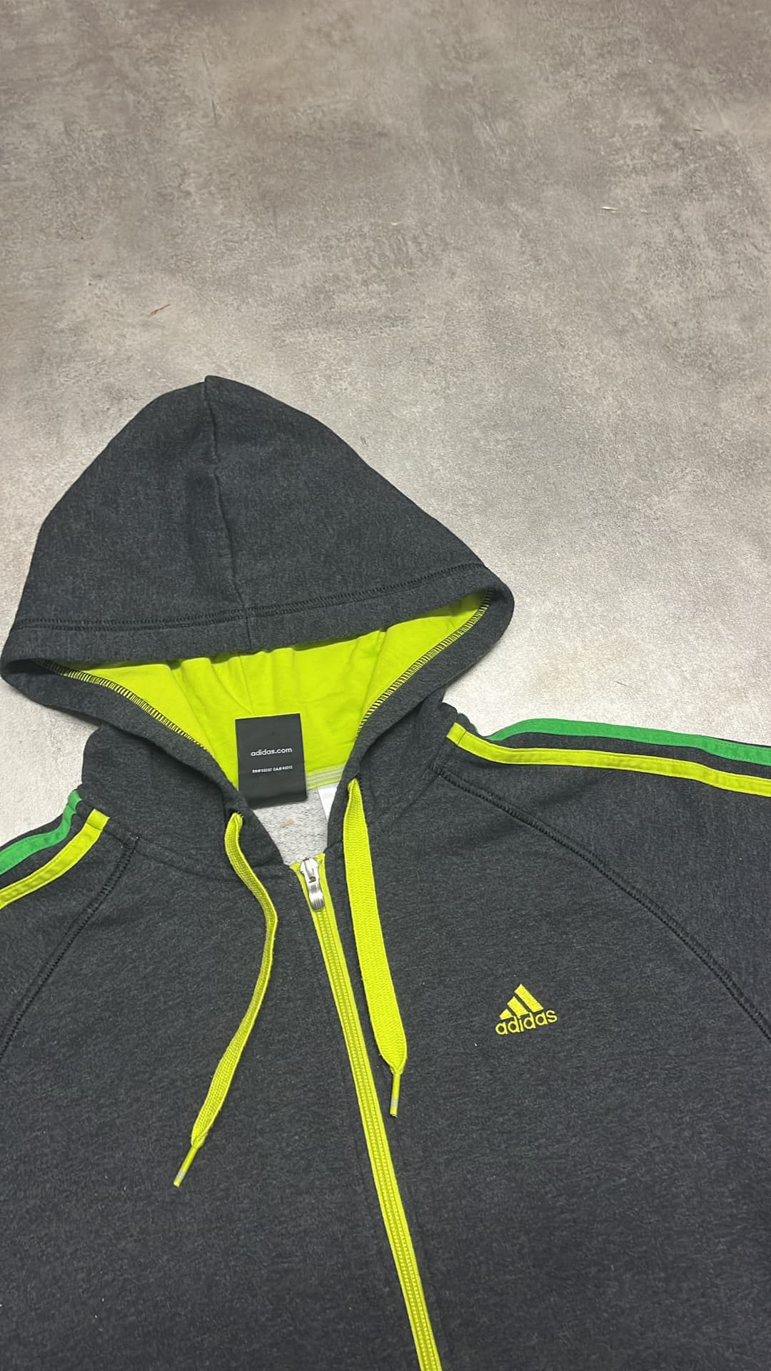 Adidas Essentials Hoodie Grey — 3