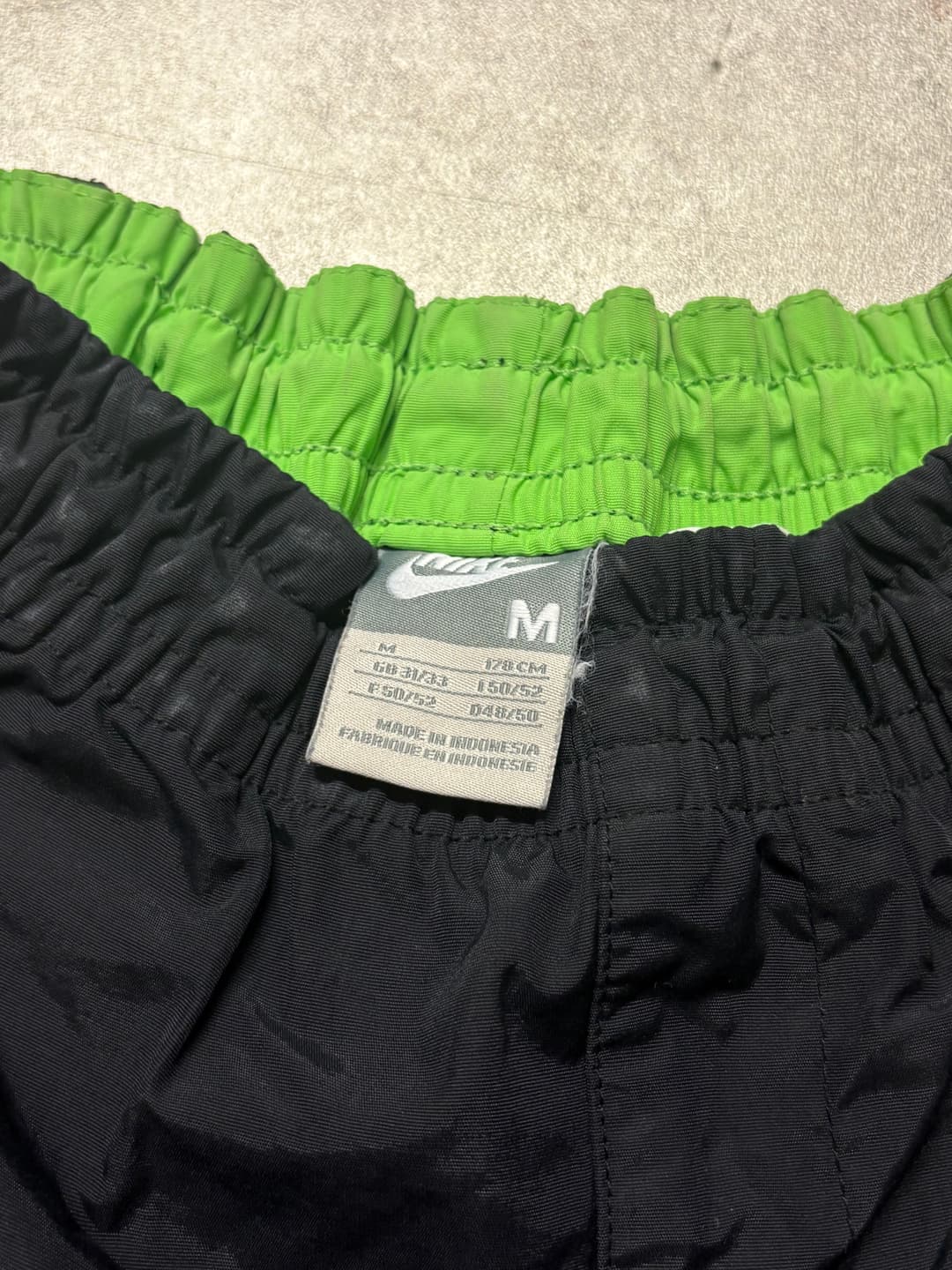 Nike Shox Shorts Noir/Green — 4