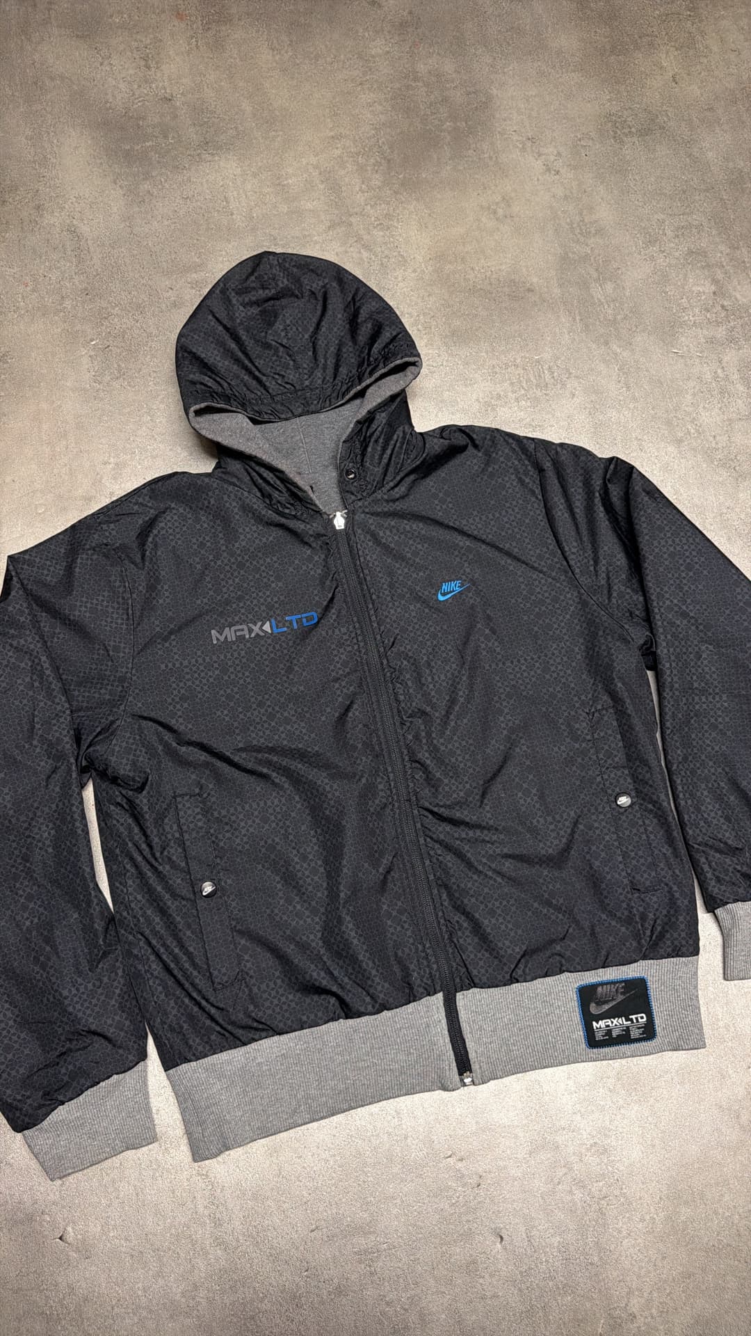 Nike Airmax LTD Zip-Up Black — 3