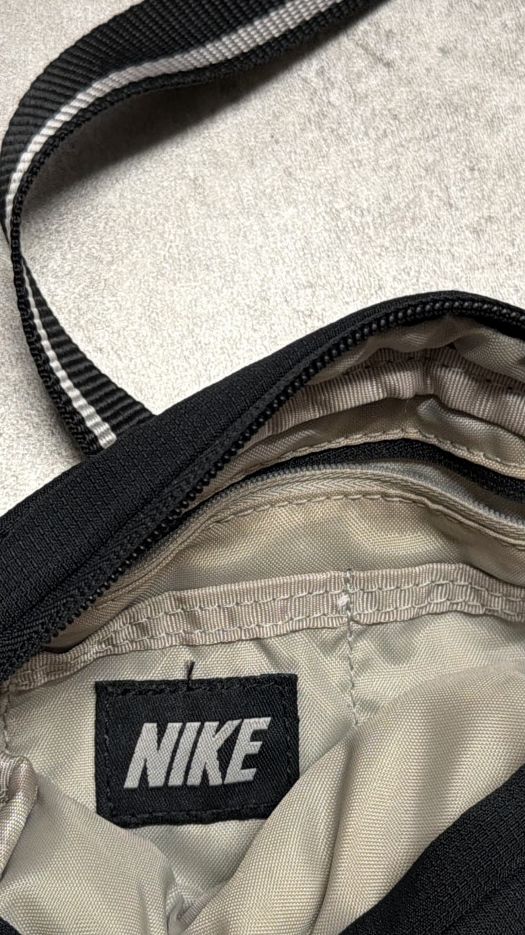 Nike Air Max 360 Bag Black/White — 6