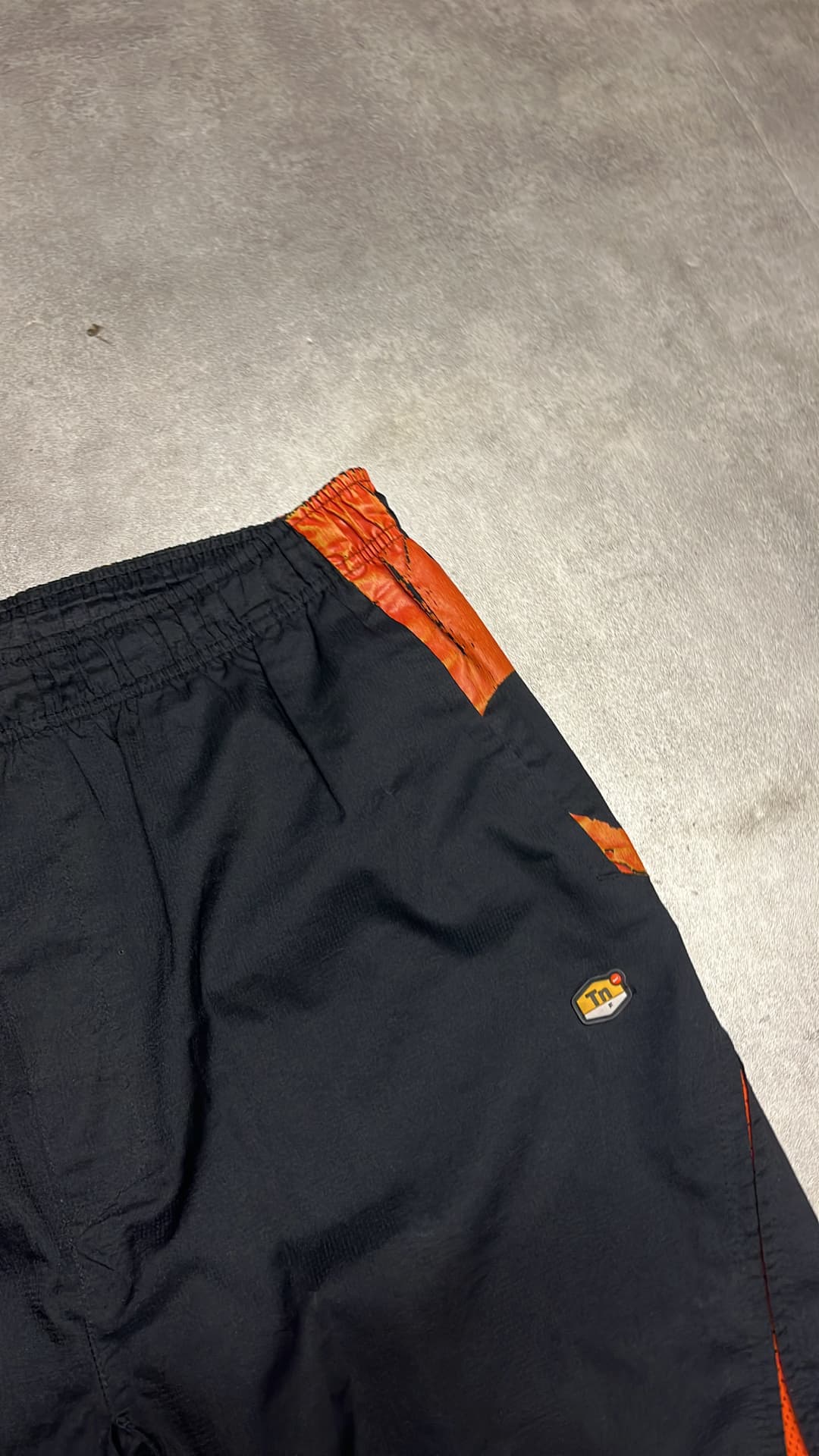 Nike Tn Shorts Black/Orange — 3