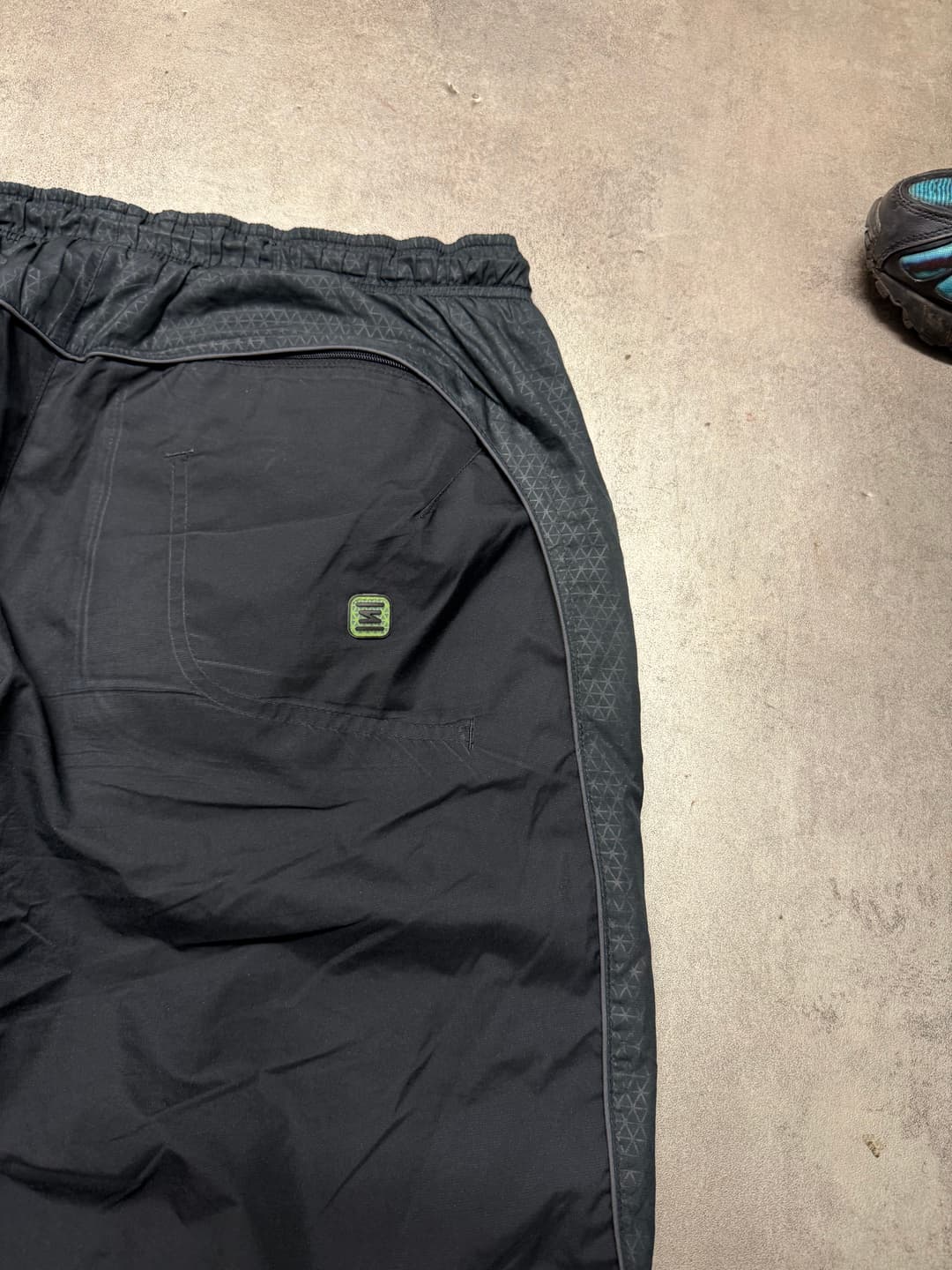 Nike Shox Trackpants Black/Neon-Green — 4