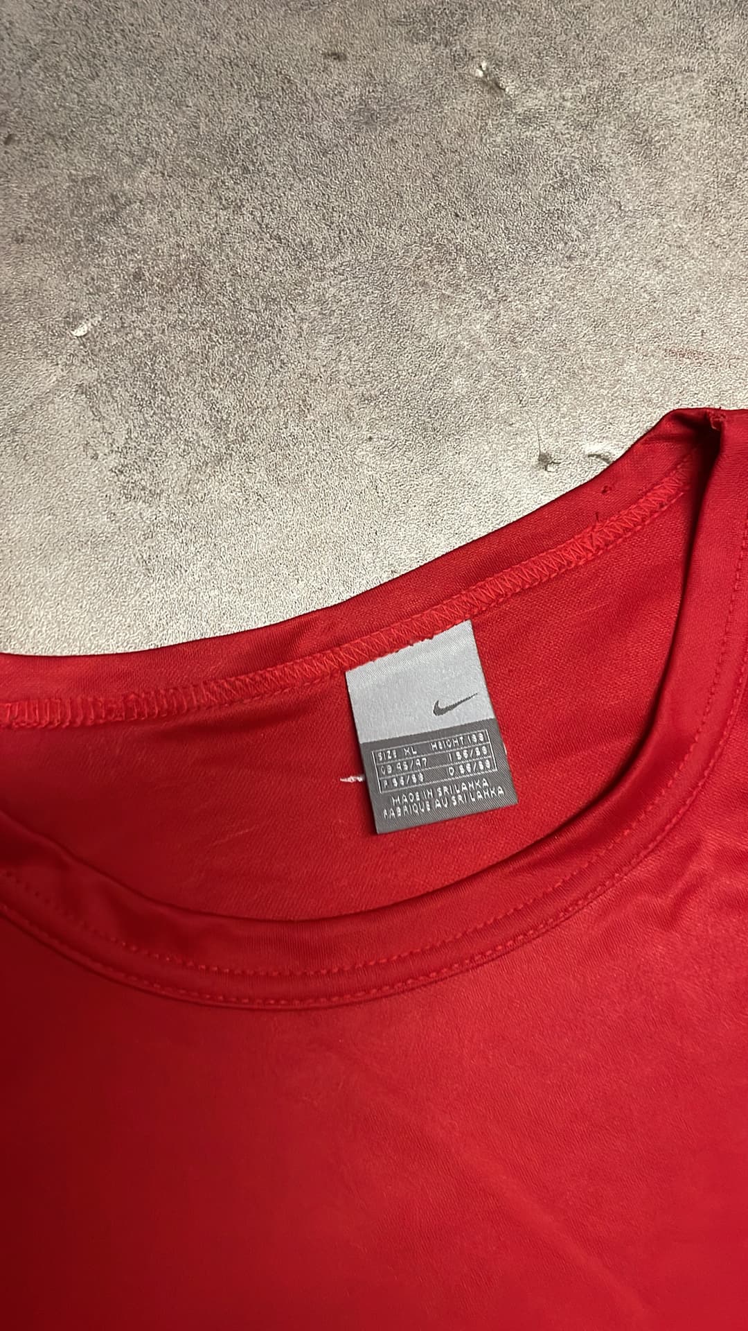 Nike Hex T-Shirt Red — 4